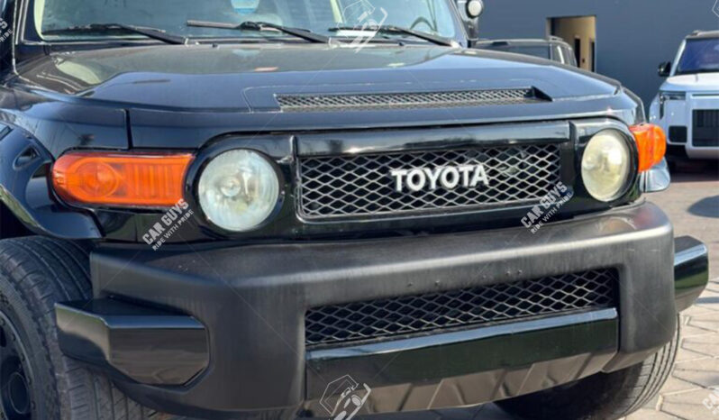
								Used Toyota FJ Cruiser full									