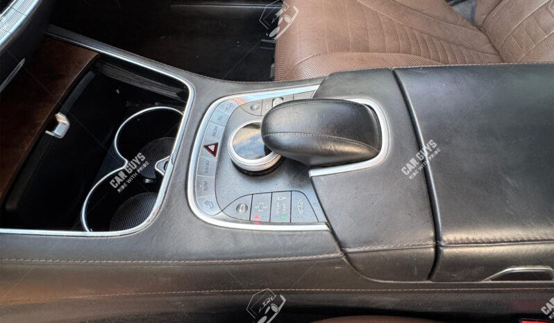 
								Used Mercedes-Benz S500 full									