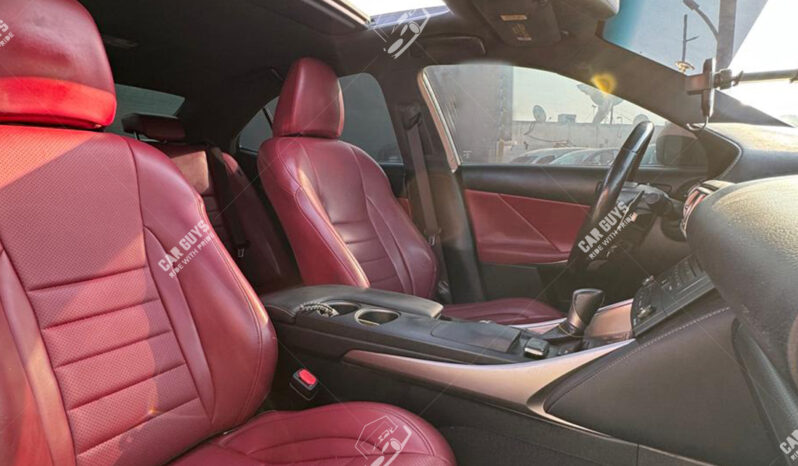 
								Used Lexus IS 300 full									