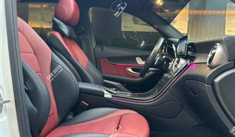 
								Used Mercedes-Benz EQA 350 4MATIC full									