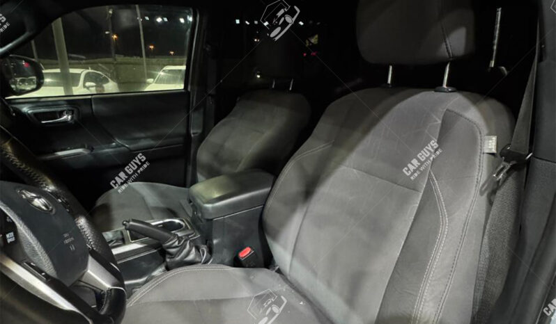 
								Used Toyota Tacoma TRD full									