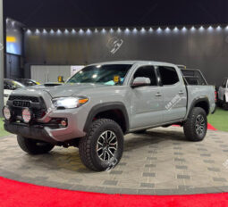 
										Used Toyota Tacoma TRD full									