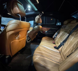 
										Used Mercedes-Benz S550 full									