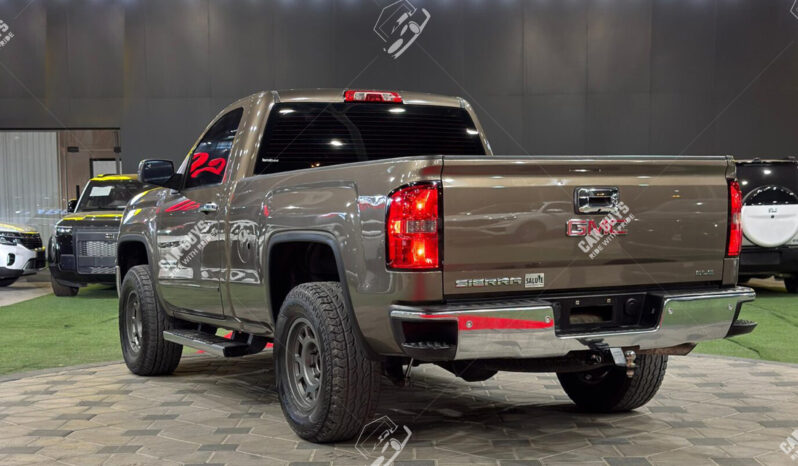 
								Used GMC Sierra SLE full									