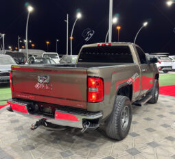 
										Used GMC Sierra SLE full									