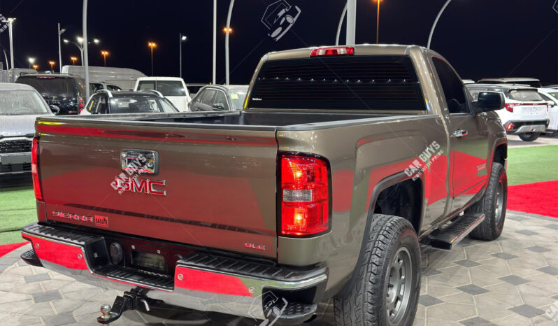
								Used GMC Sierra SLE full									