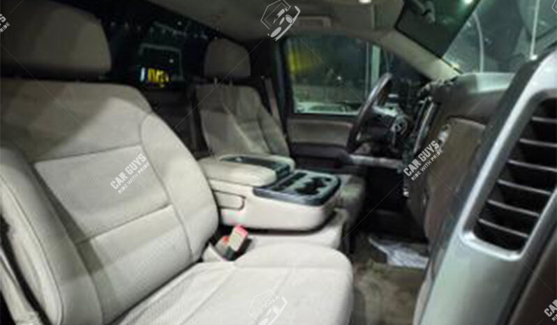 
								Used Chevrolet Silverado LT full									