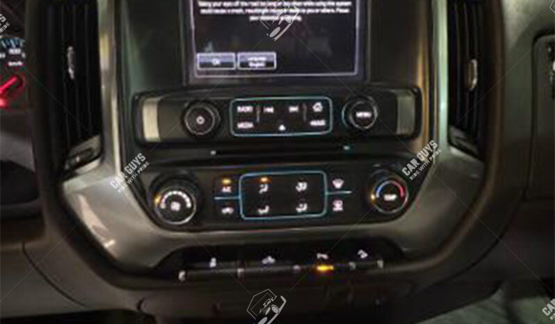 
								Used Chevrolet Silverado LT full									
