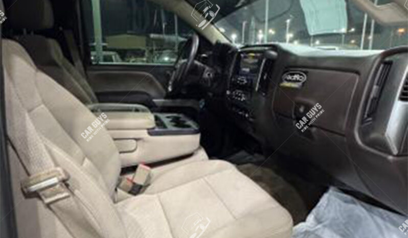 
								Used Chevrolet Silverado LT full									
