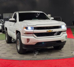 
										Used Chevrolet Silverado LT full									