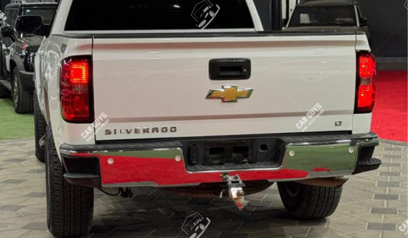 
								Used Chevrolet Silverado LT full									