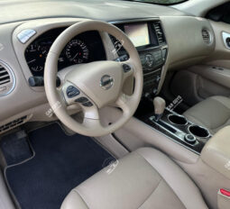 
										Used Nissan Pathfinder SV full									