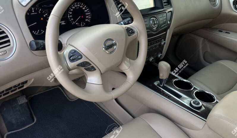 
								Used Nissan Pathfinder SV full									