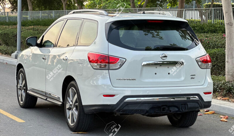 
								Used Nissan Pathfinder SV full									