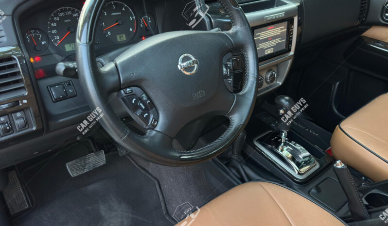 
								Used Nissan Patrol Super Safari full									