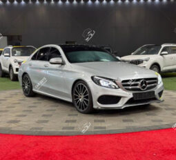 
										Used Mercedes-Benz C 200 full									