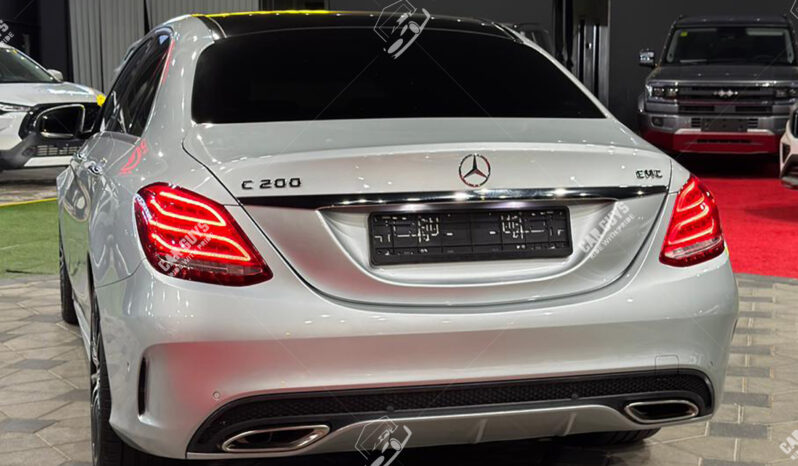 
								Used Mercedes-Benz C 200 full									