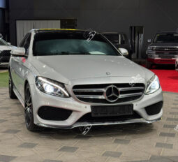 
										Used Mercedes-Benz C 200 full									