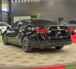 
										Used Nissan Altima full									