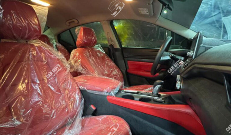 
								Used Nissan Altima full									