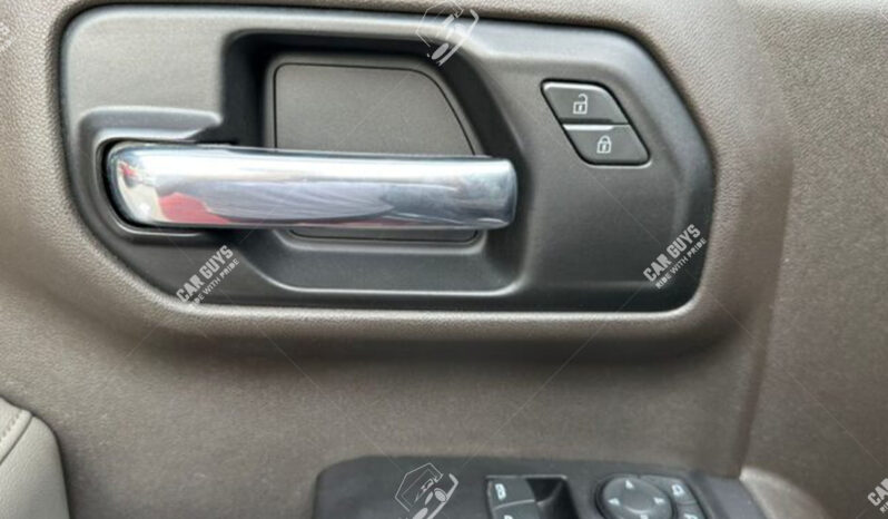 
								Used Chevrolet Silverado full									