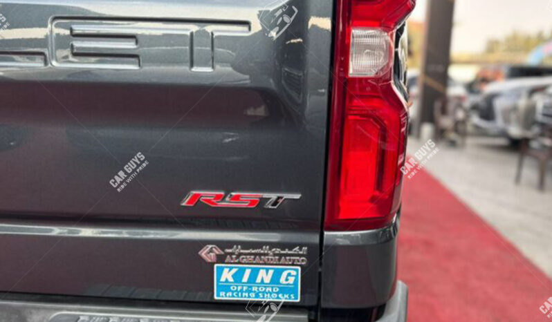 
								Used Chevrolet Silverado full									