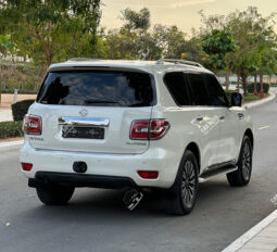 
										Used Nissan Patrol Platinum full									