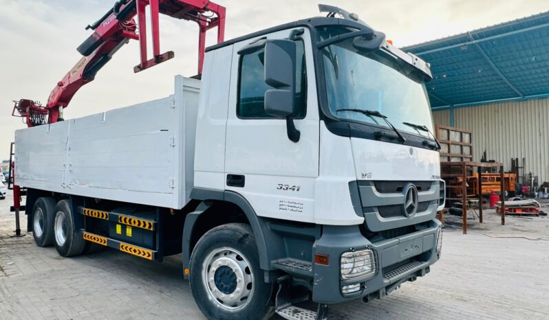 
								Mercedes-Benz Actros 3341 Crane Truck 2011 | GCC Approved | Heavy Duty full									