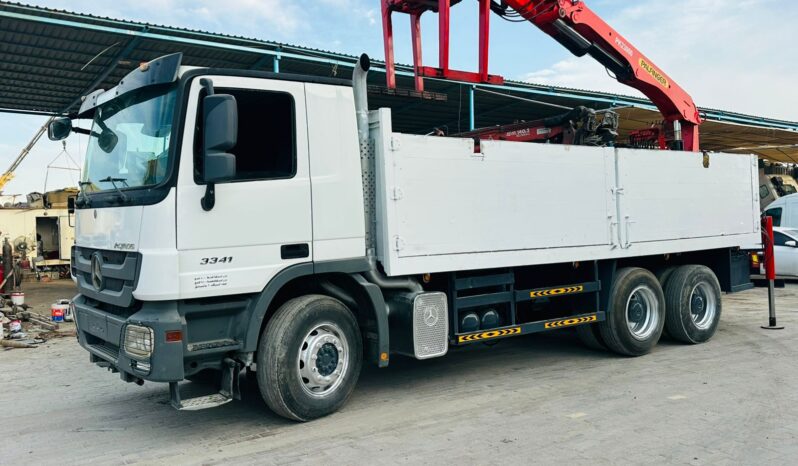 
								Mercedes-Benz Actros 3341 Crane Truck 2011 | GCC Approved | Heavy Duty full									